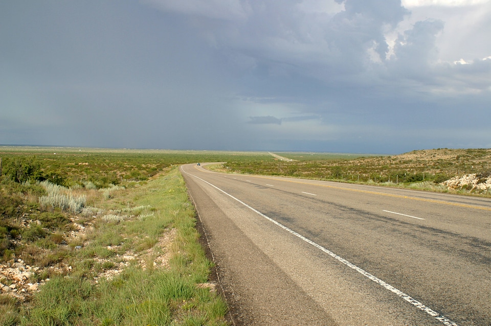 Roadway and landscape in Western Texas