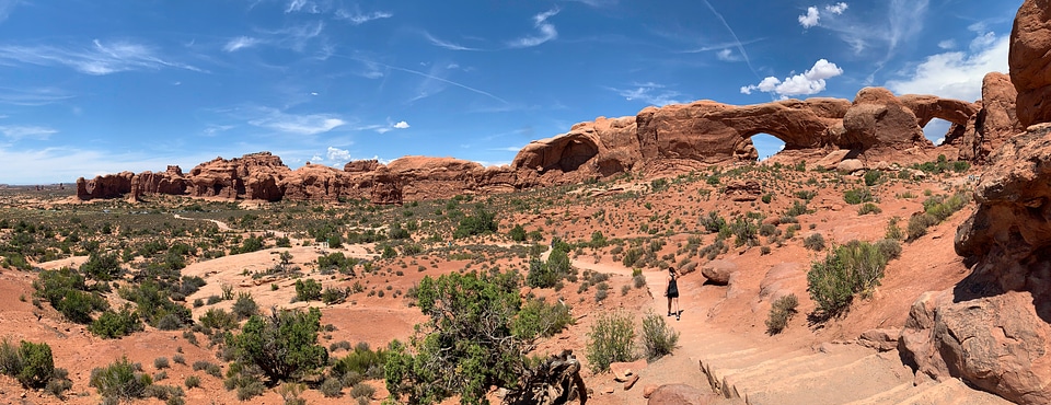Panoramic view of twin arches area