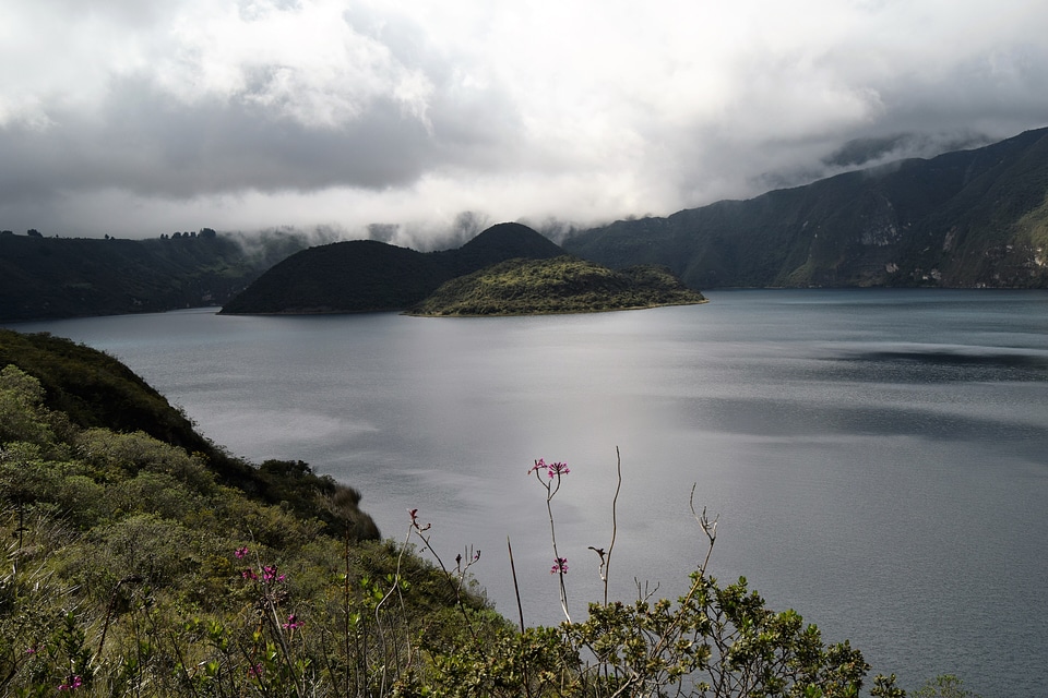 Long View of the Crater lake