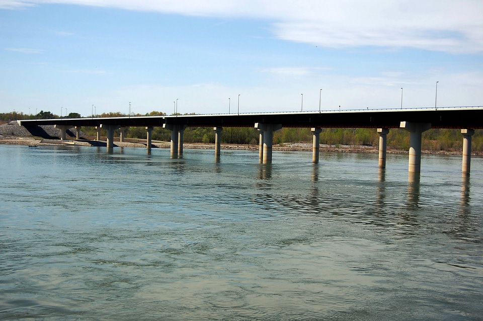 Kentucky Dam Bridge over the River