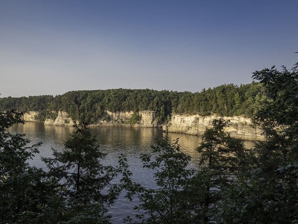 Cambrian Overlook bluffs at Wisconsin Dells