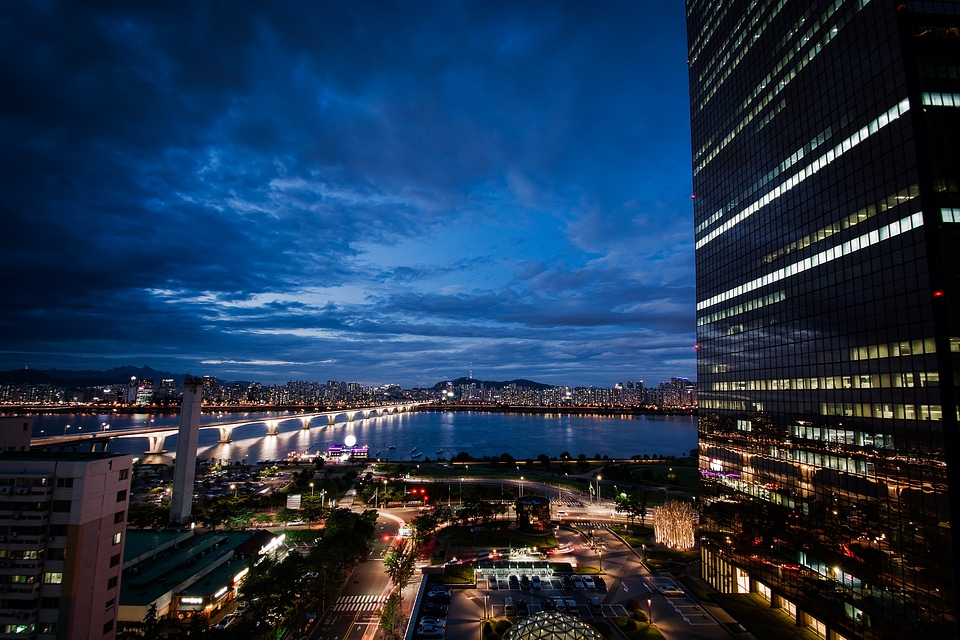 River buildings yeoido