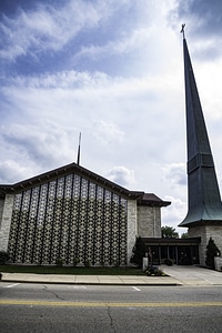 Large Church in Mount Horeb