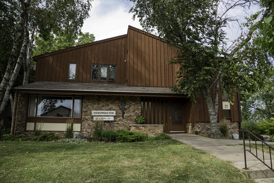Chiropractor building house in Mount Horeb