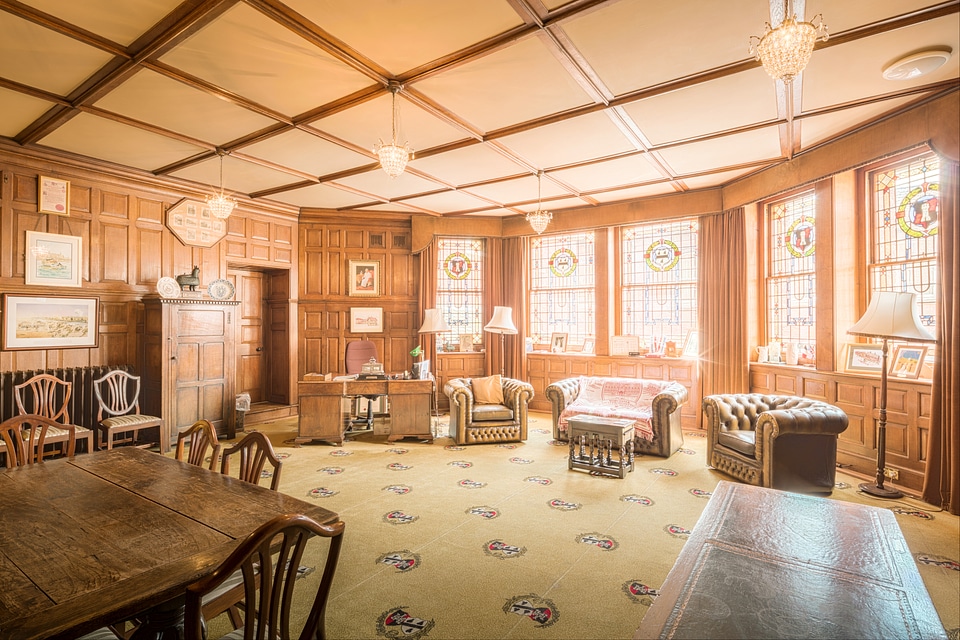 Worcester Guildhall Mayors Parlour Room in England