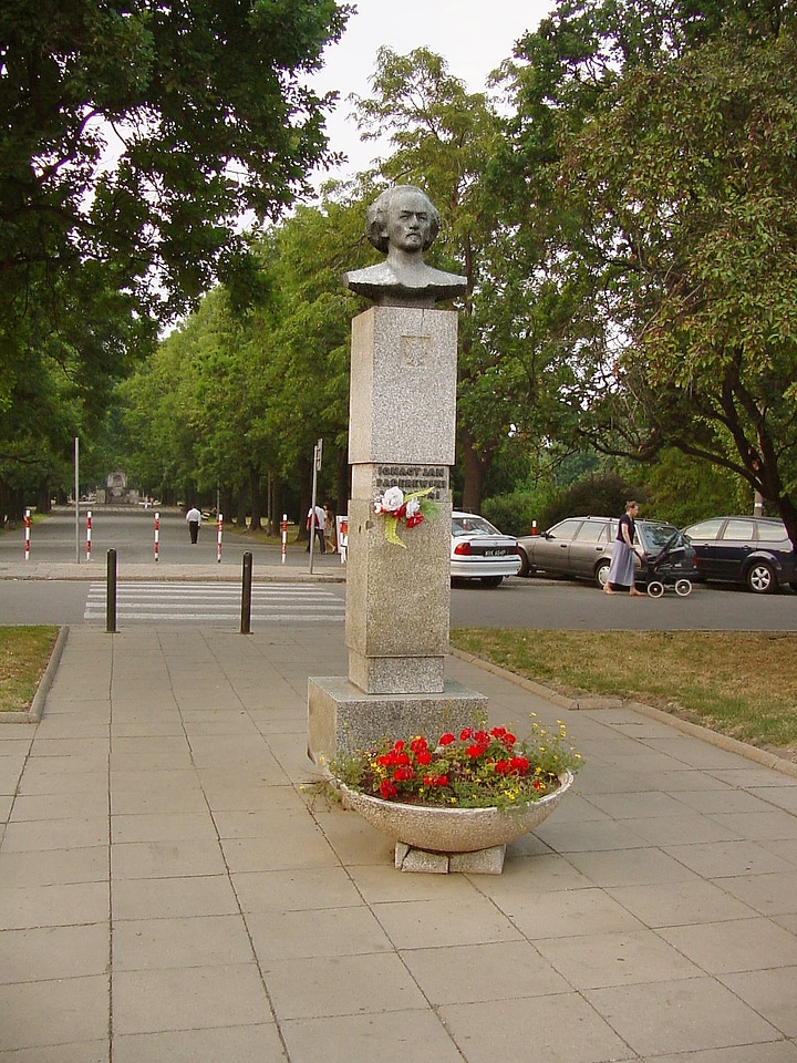 Ignacy Paderewski Monument