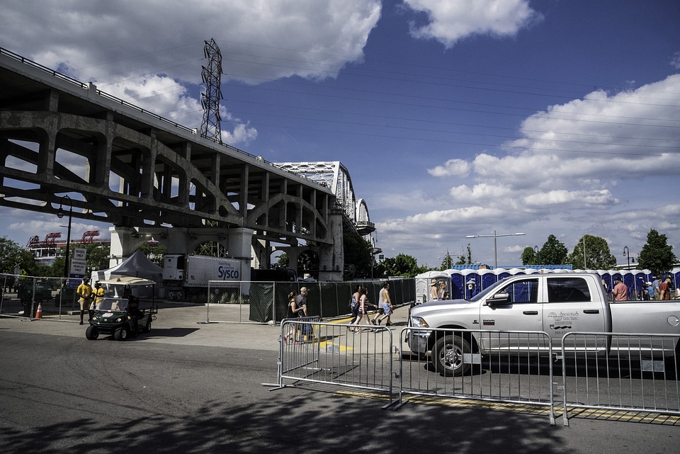 Bridge, truck,and sky in Nashville, Tennessee