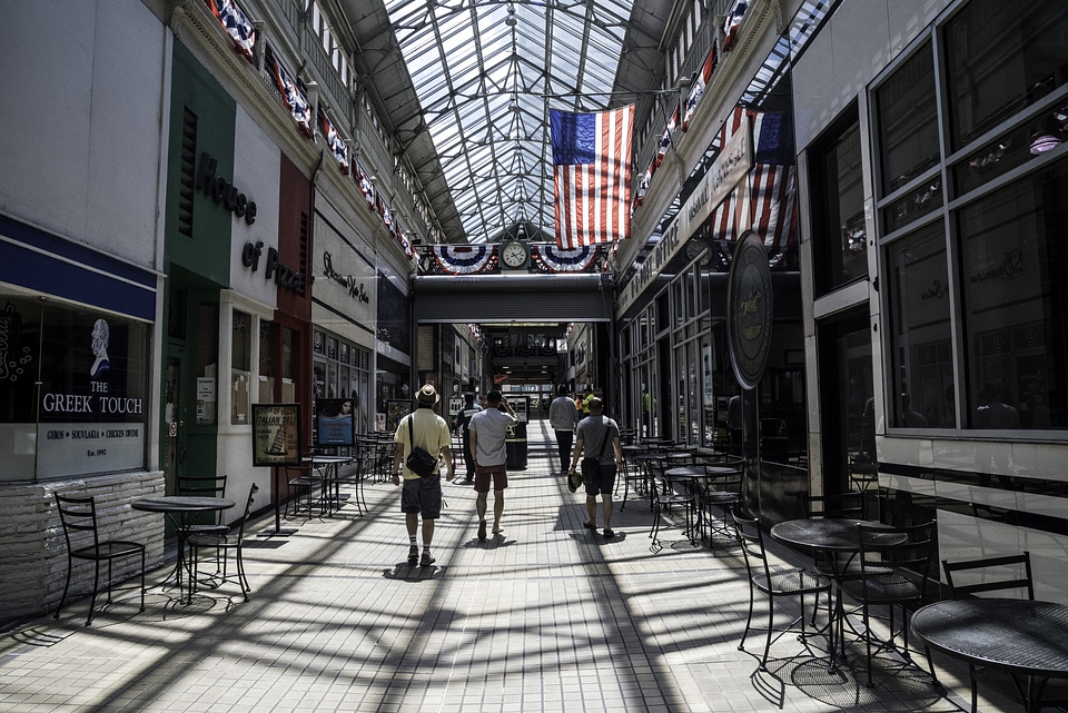 Food Court Corridor mall in Nashville, Tennessee