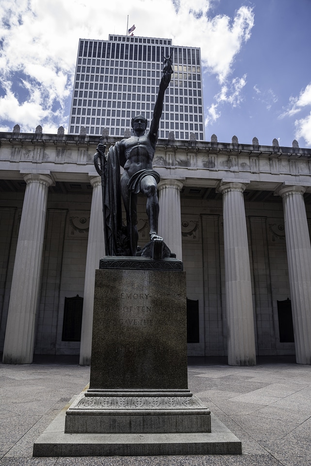 Statue in front of the Tennessee Congress in Nashville