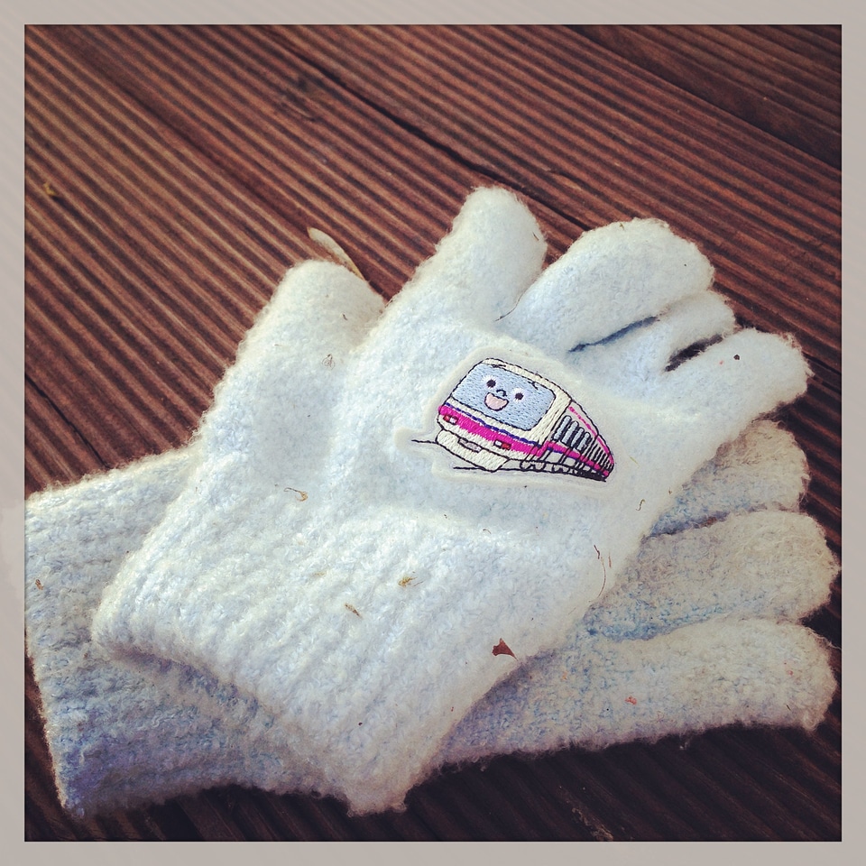 Little accessory hands