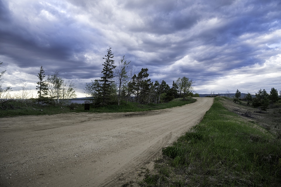 lakeside Trail and landscape in Lesser Slave Lake Provincial Park