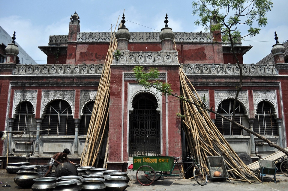Merchant pots architecture