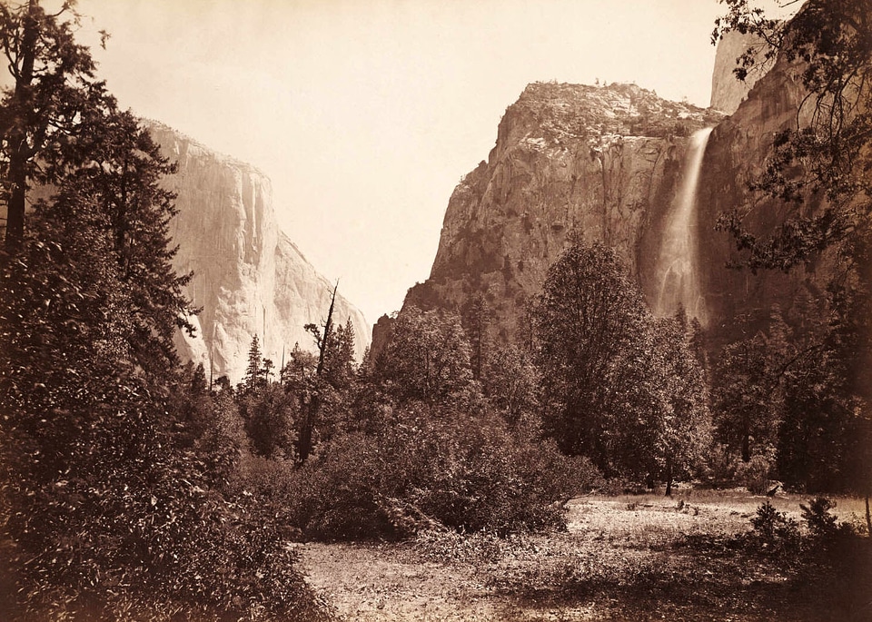 Bridalveil Fall and El Capitan in Yosemite National Park, California
