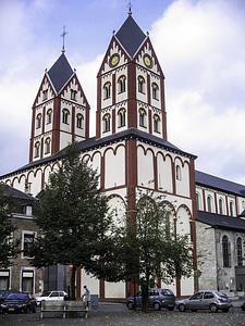 Lüttich, Saint-Barthelemy in Liege, Belgium photo