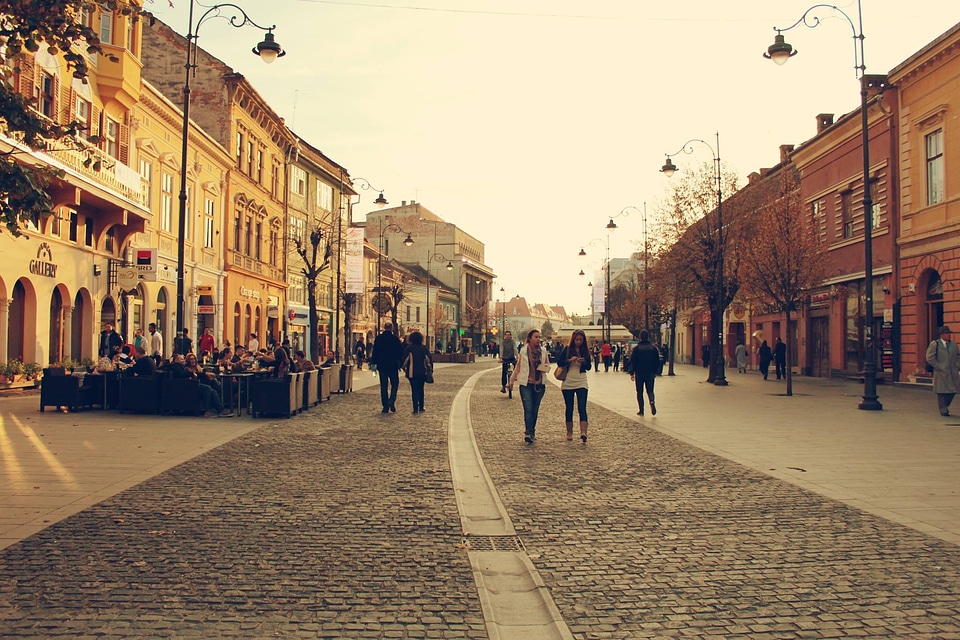 Architecture retro walk