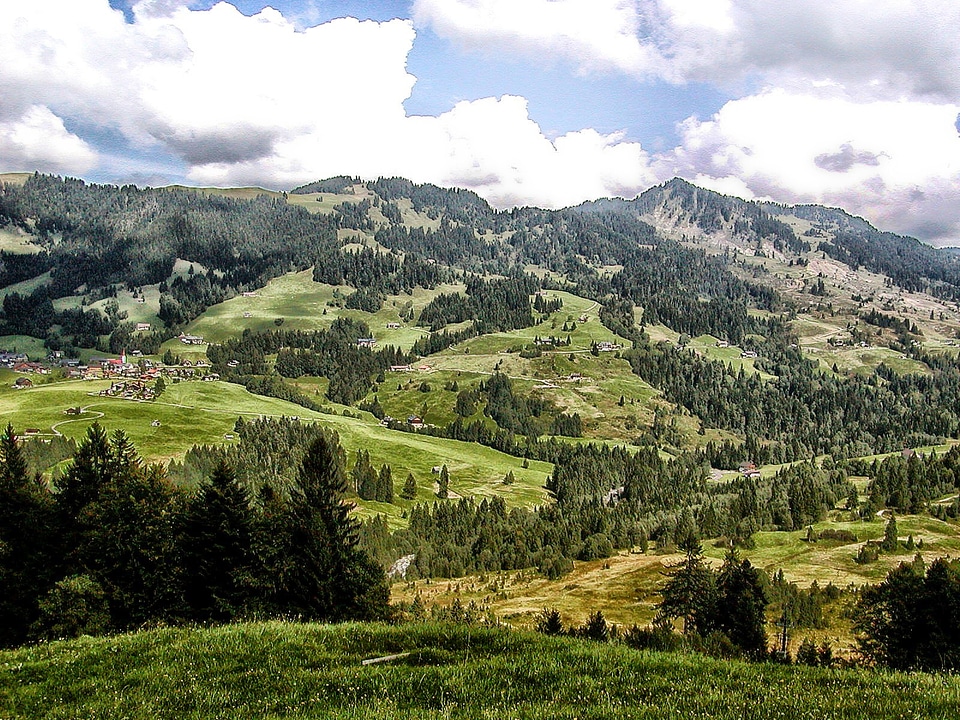 Scenic mountains village