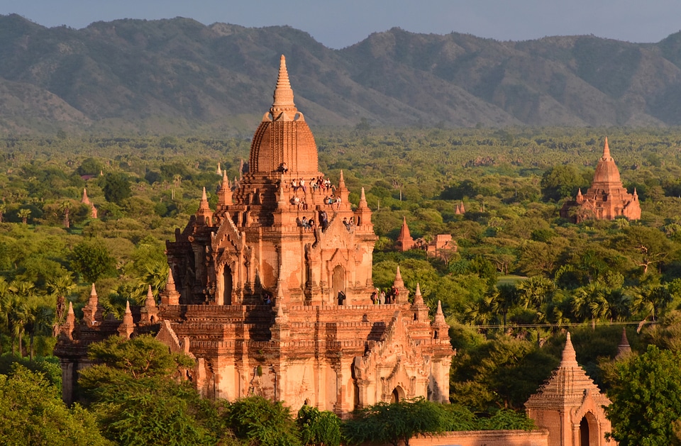 Myauk Guni Paya in Myanmar