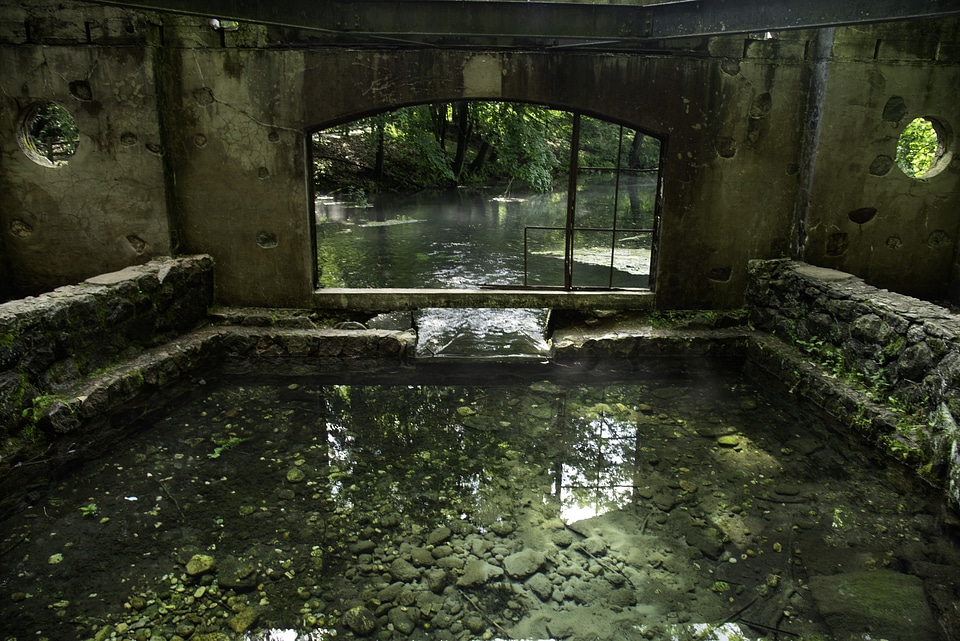 Stone Springhouse at Paradise Springs