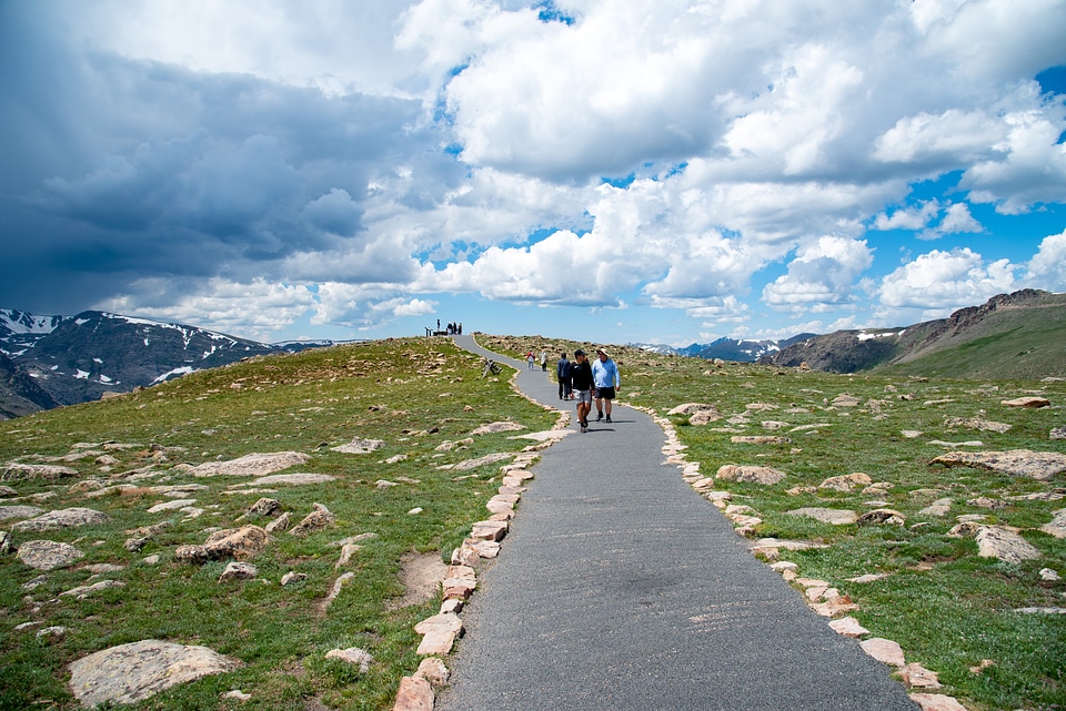 Hiking Path at the top of Rock Cut