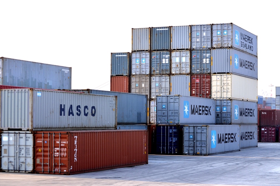 Shipping dock docks