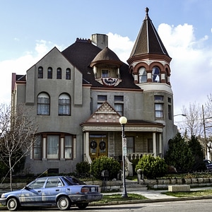 Cheyenne Nagle Warren Mansion in Wyoming photo