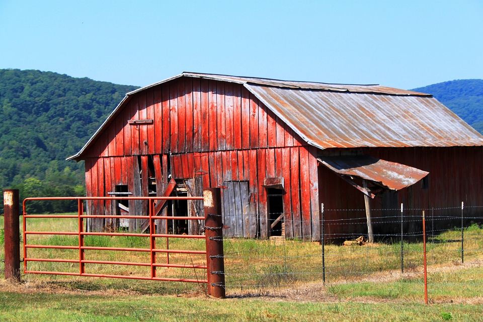 Faded Old Barn in Arkansas