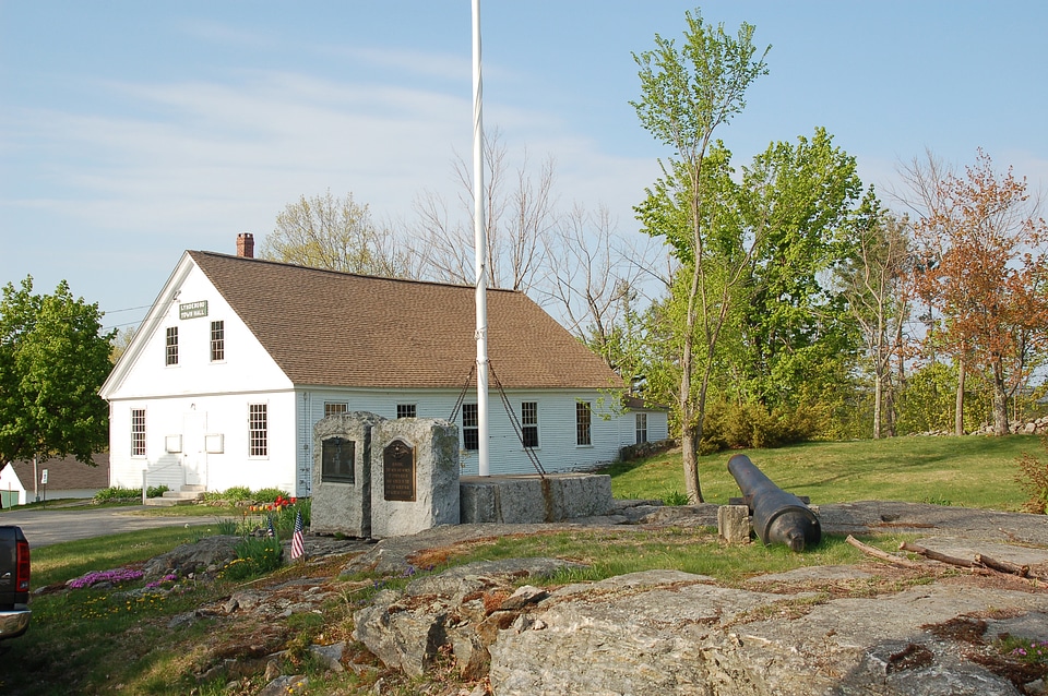 1846 town hall in Lydeborough, New Hampshire