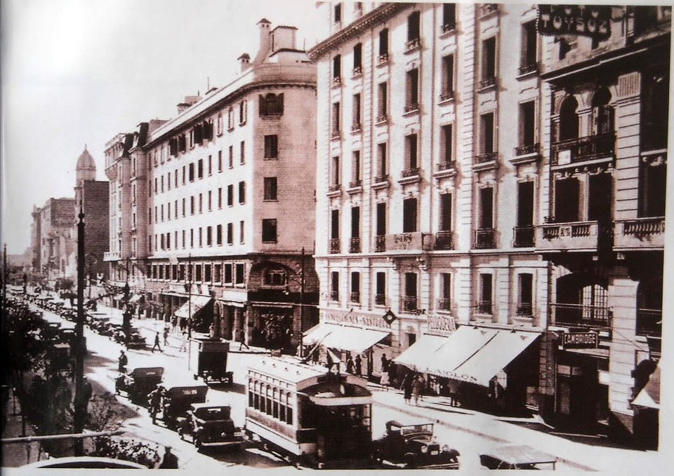 Olmos Avenue in 1943 in Cordoba, Argentina