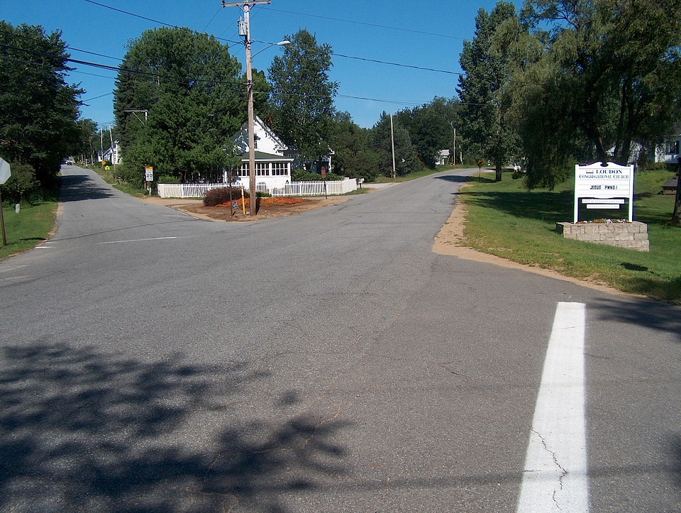 Loudon Village street crossing in New Hampshire