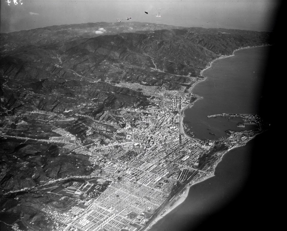 ETH-BIB-Hafen von Messina-Kilimanjaroflug 1929-30-LBS MH02-07-0584