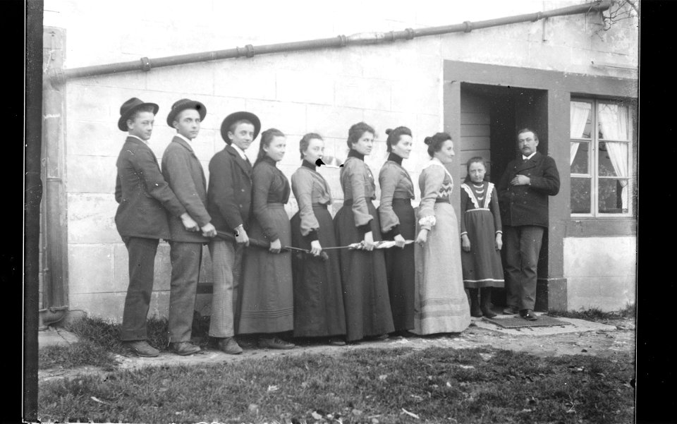 ArCJ - Famille - 137 J 486 b