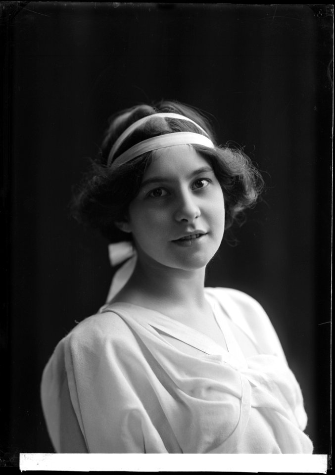 Margareta Sachs in En vintersaga at Svenska teatern 1908 - SMV - GS002