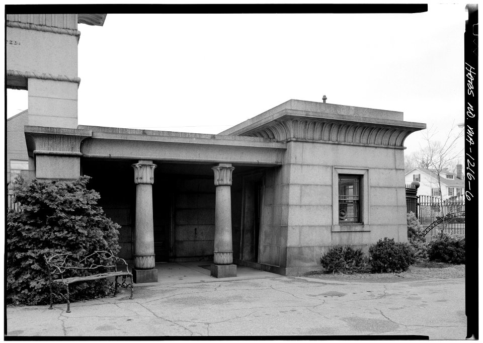 Main gate of Mount Auburn Cemetery - 080159pu