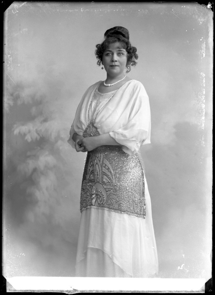Maikki Järnefelt-Palmgren, opera singer - SMV - NP009