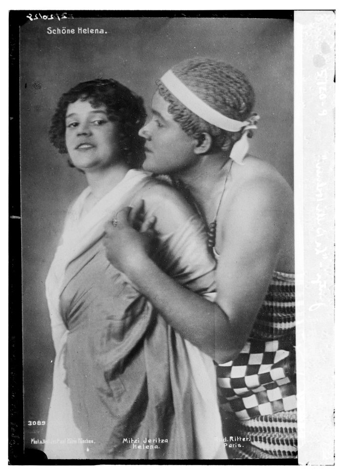 Mitzi Jeritza Helena LCCN2014714322