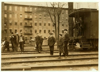 Noon hour. Boys working in Great Falls Mfg. Co., Somersworth, N.H. LOC nclc.01757