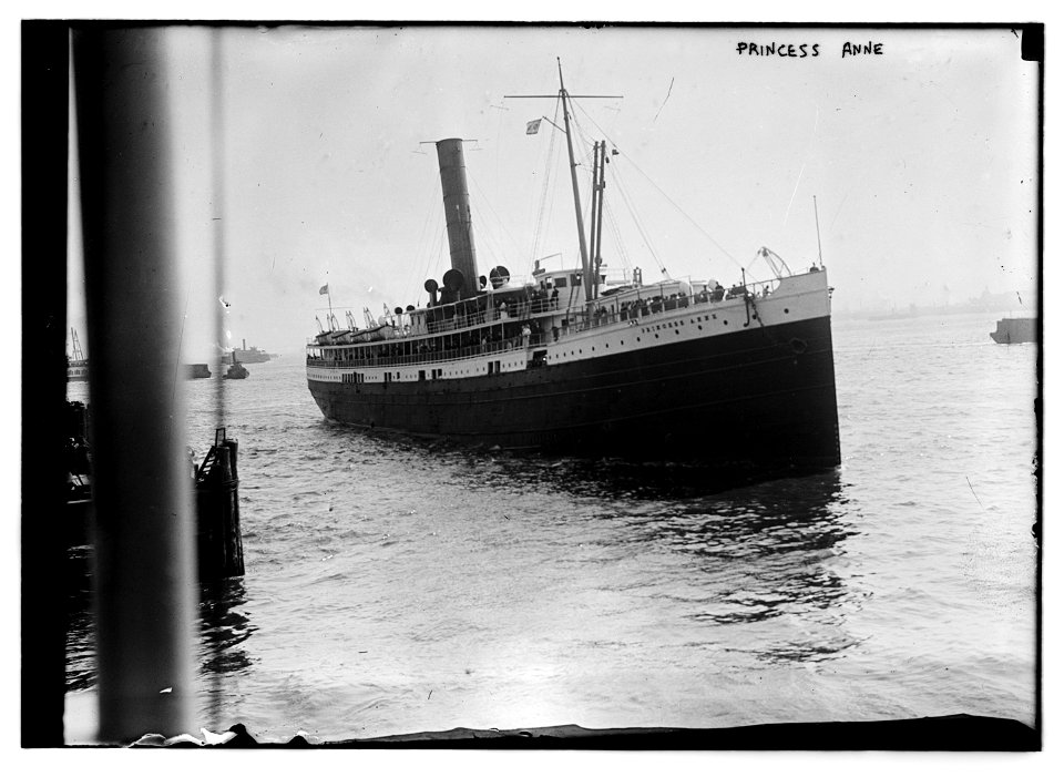 Princess Anne (ship) LCCN2014689447