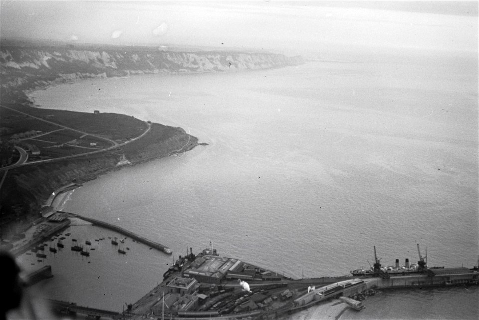 ETH-BIB-Hafen von Folkestone-Weitere-LBS MH02-51-0004