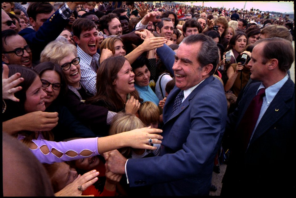 Nixon greeted by supporters at Robins AFB, Georgia - NARA - 194555