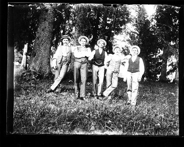 ArCJ - Hommes - 137 J 2364 a