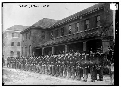 Marines, League Island LCCN2014689381