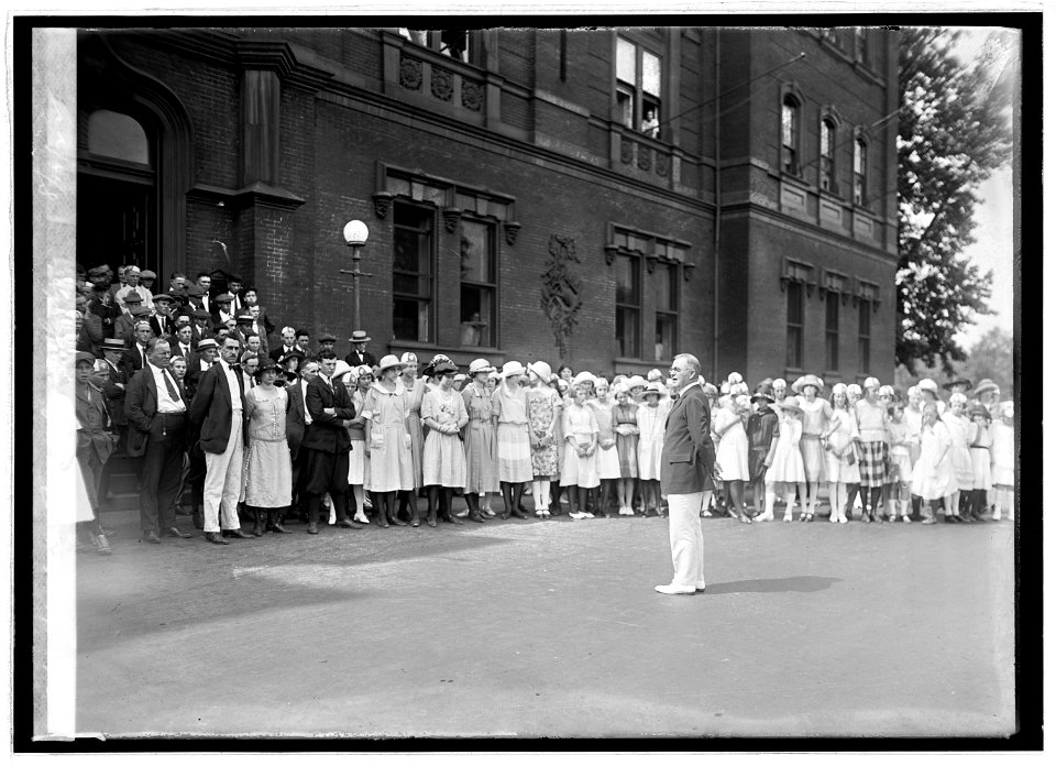 Wallace & Maryland clubs, 8-10-22 LCCN2016846638