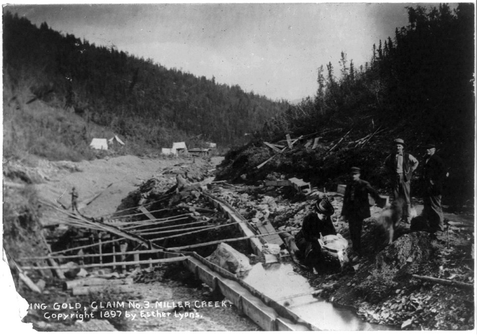 Mining gold, Claim No. 3, Miller Creek LCCN2006690372