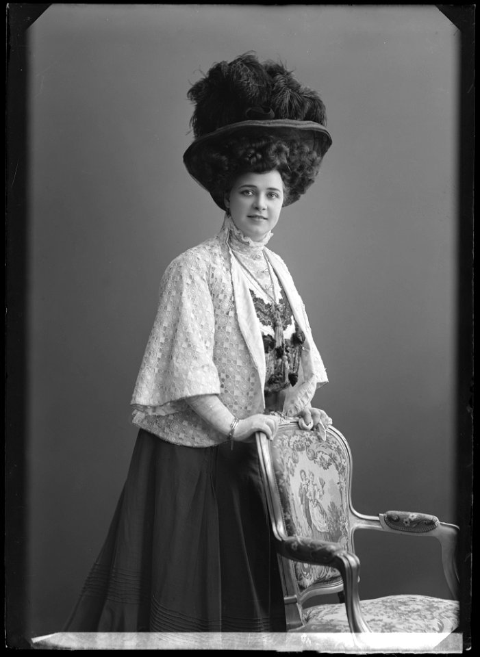 Miss Wulff, actor - SMV - NV136