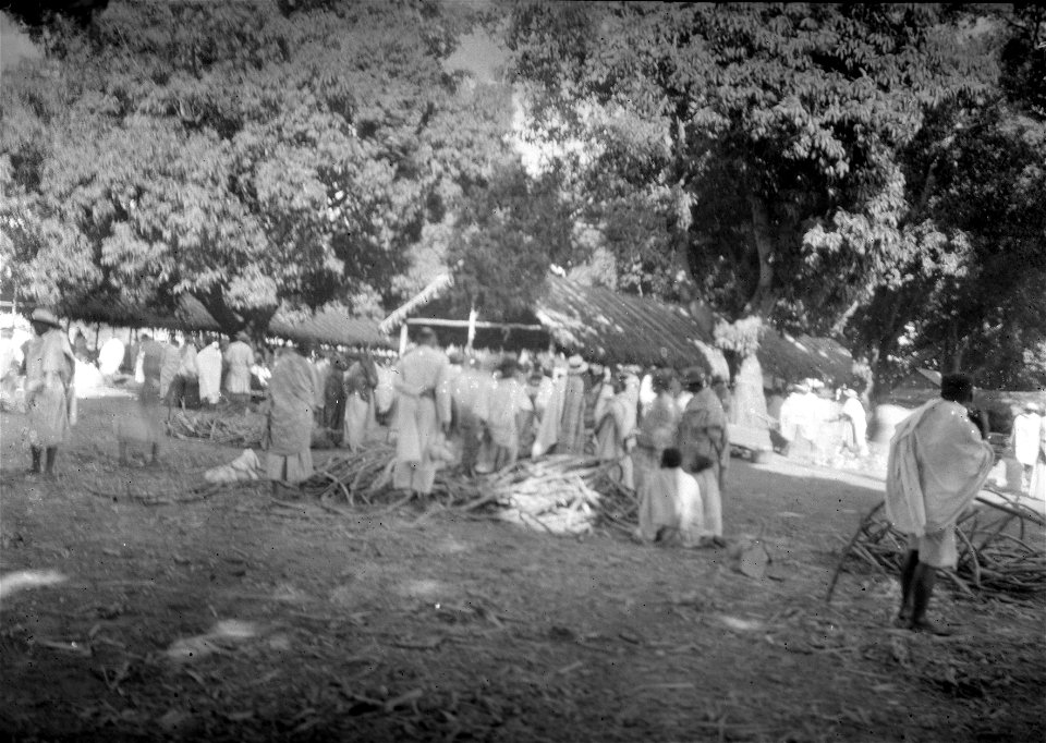 Marknadsplatsen. Datum, 1907 Ort, Marovoay, Madagaskar. Marovoay - SMVK - 021855