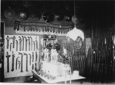 Makarna Kauderns etnografiska utställn. nyåret 1918. Kabupaten Bolaang Mongondow, Sulawesi, Menado - SMVK - 010678