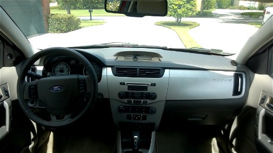 2009FordFocusSES(coupe)Dashboard photo