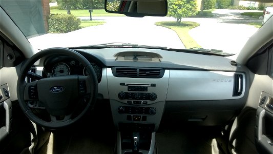 2009FordFocusSES(coupe)Dashboard