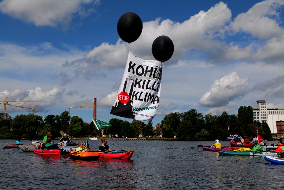 Coal and Boat demonstration 2020-08-29 19