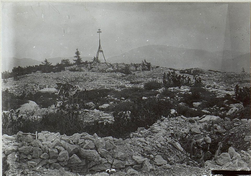 Monte Fiara. (Triangulierungspunkte 50m.v.W). (BildID 15648501)